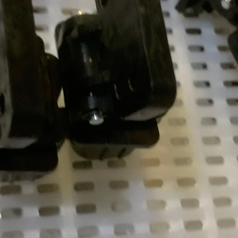 

30X CF288-60027 CF288-60030 A8P79-60011 A8P79-60014 CZ271-60020 425 Шарнир ADF в сборе для HP PRO400 M401 M425 M476 M521 M525 M570