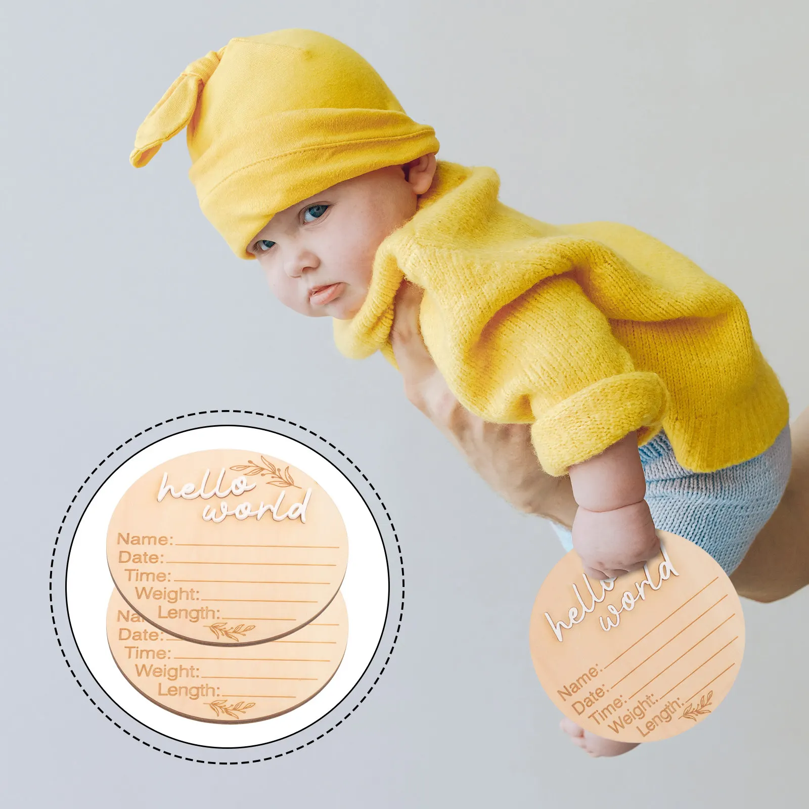 Wooden birth announcement sign for first-time parents to organize birth information, 2 pcs brown discs 9.8x9.8x0.3cm
