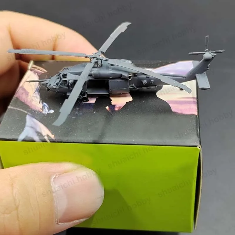 1PCS 1/350 Schaal MH-60L Black Hawk Gewapende Helikopter Model Militaire Combat Helikopters Hars Statische Vliegtuigen Ornamenten voor Geschenken