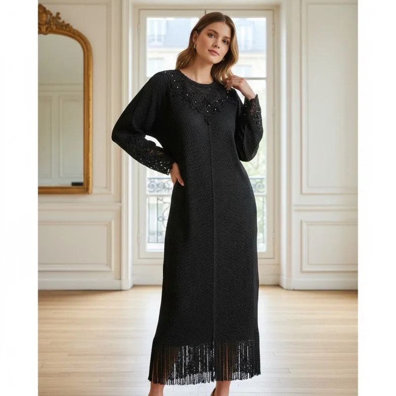 

Плиссированное платье Miyake 2026: Новинка весенней коллекции, дизайнерское, с ажурной вышивкой, плиссировкой «драконья чешуя», круглым вырезом, свободного кроя, с бахромой