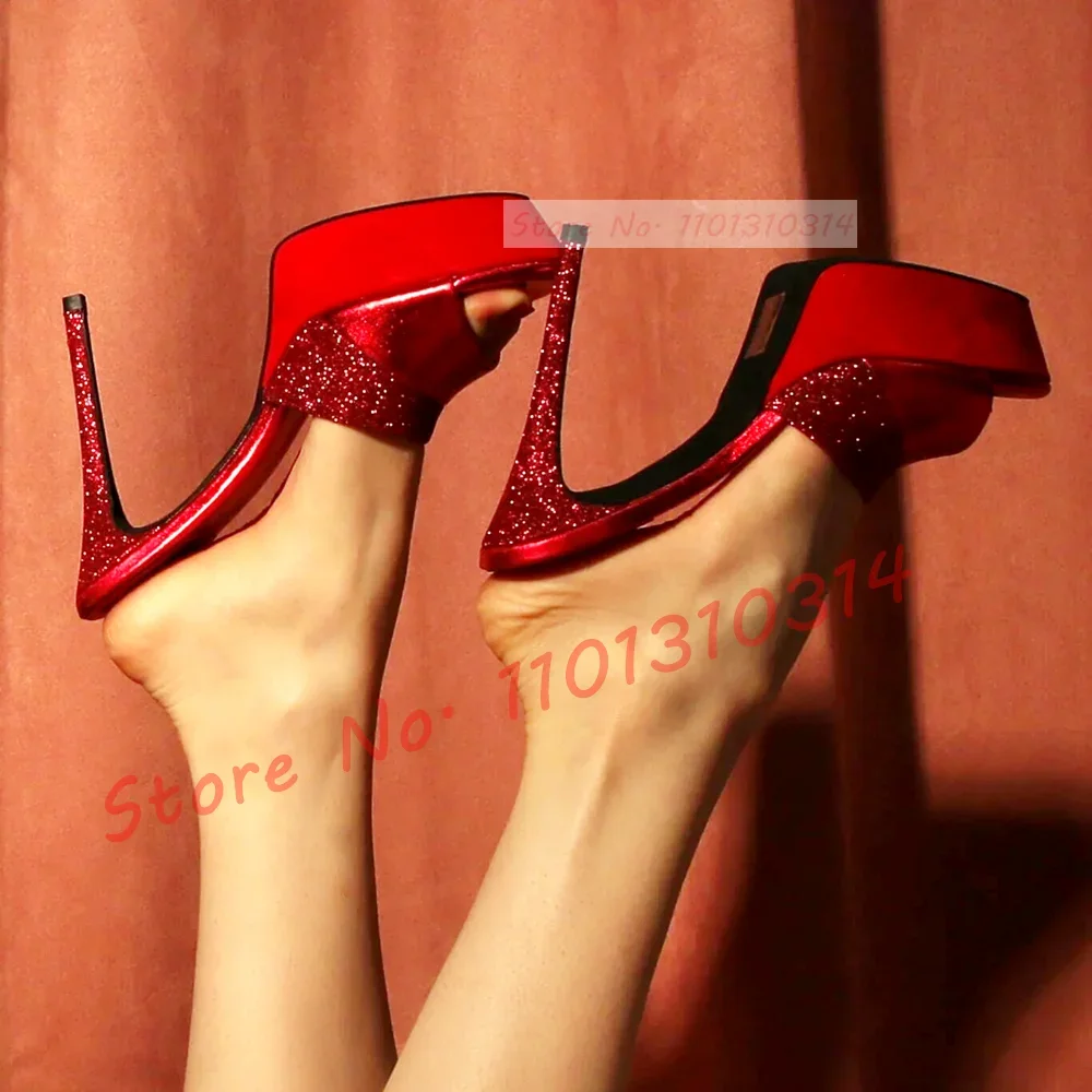 

Красные блестящие тапочки на платформе и высоком каблуке, женские уличные металлические синие туфли, летние туфли с открытым носком, большие размеры, цветные сабо