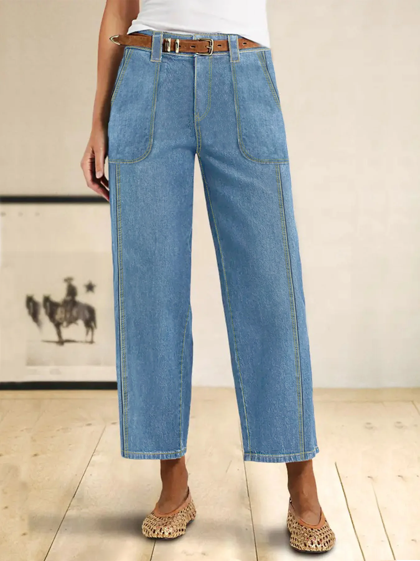 

Женские джинсы больших размеров с завышенной талией, голубые, с видимой строчкой, стильные и удобные прямые брюки больших размеров.