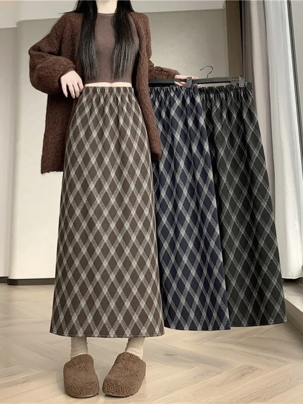 plus Size Fleece Lined Thickened High Waist Slimming Straight Skirt Korean Style Autumn Winter Vintage Plaid Half-length Skirt