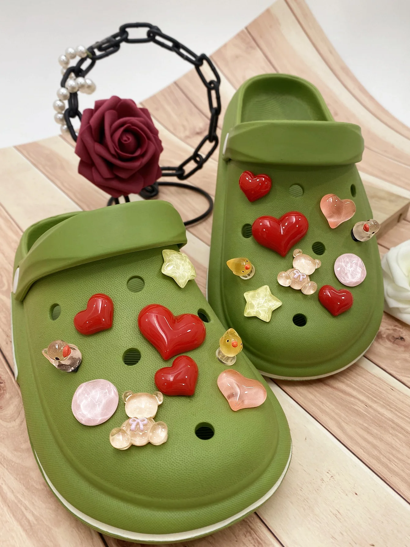 18 pcs Shoe Accessories (Red Hearts, Water Motifs Stars, Yellow Chicks, Pink Bears) Shoe Accessories - easy to install detachabl