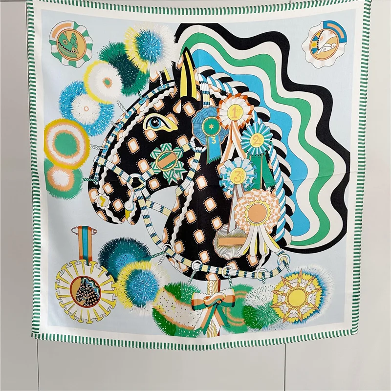 Sciarpa di seta di gelso primaverile con stampa a farfalla Versione coreana Sciarpa quadrata di pura seta alla moda versatile ed elegante
