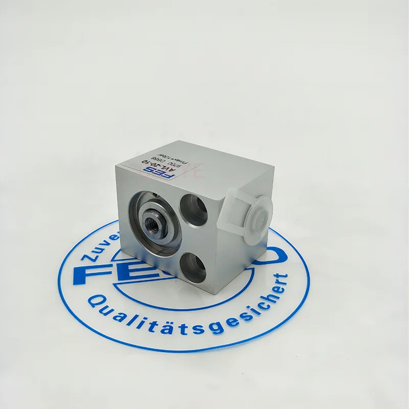 Single acting short stroke cylinder  AV-20-4-C 4549 ADVC-32-10-I-P 188210
