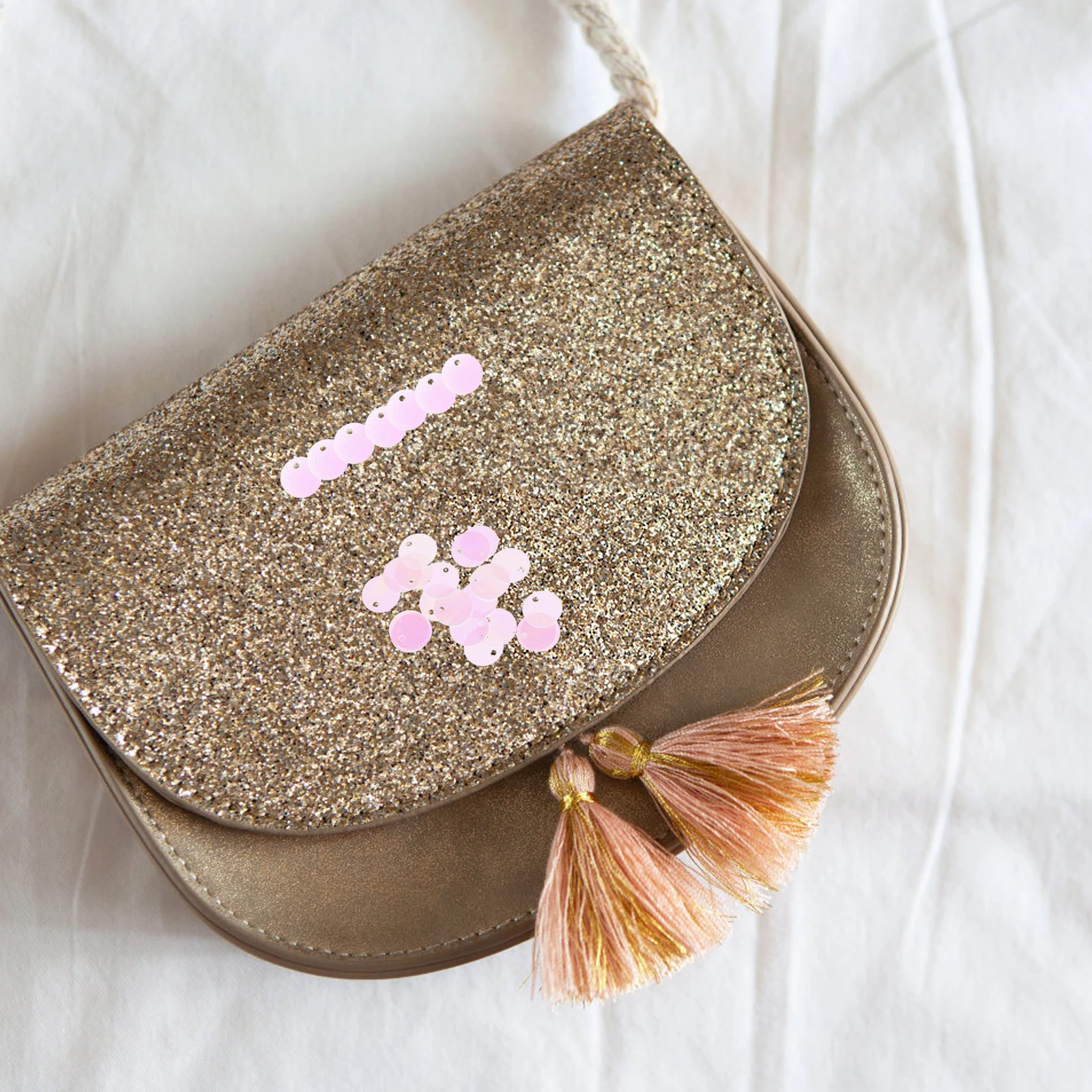 

1 Bag Iridescent Mixed Color Sequins Flat Round Sewing Craft Accessories Diy Clothing Applique Wedding Party Supplies Decorative
