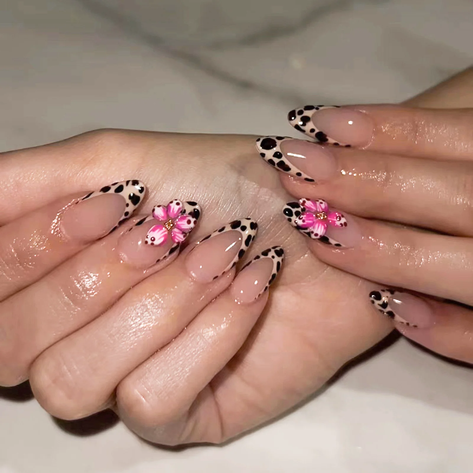 Pink French Style Fake Nails 3D Bowknot Designs Short Square Press on Nails Sweet Korean Fashion False Nails for Women and Girls