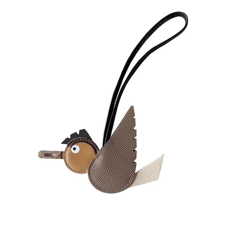 New Bird Pendant Bag, Niche Decoration, Cowhide Pendant, Cartoon Bird Keychain Accessory, Car Pendant with Label