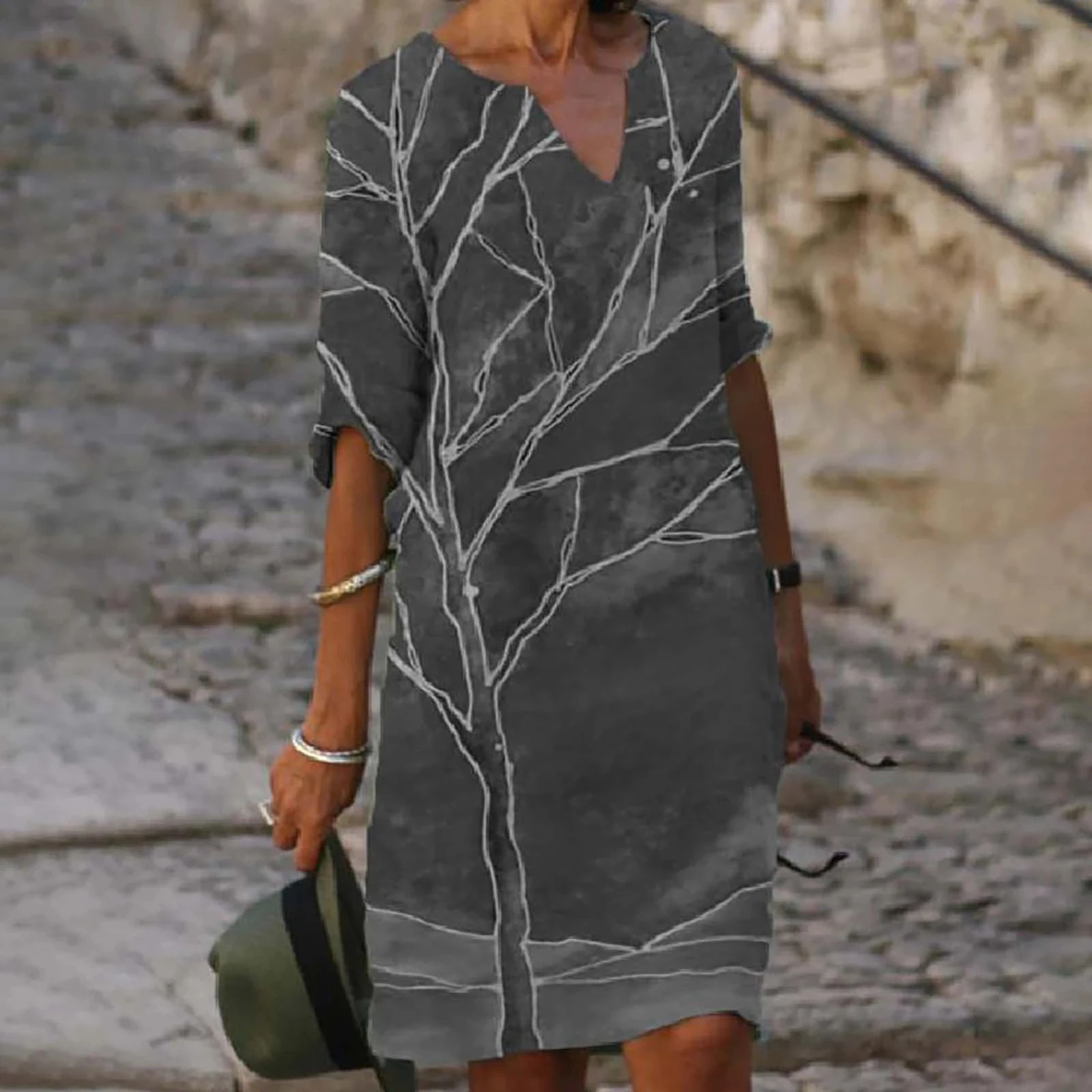 Sommer 2026 Damenkleid mit V-Ausschnitt, halblangem Ärmel, A-Linie, europäisch-amerikanischem Stil, Pullover, modisches Mid-Waist-Kleid mit Blättermuster – Detail 5