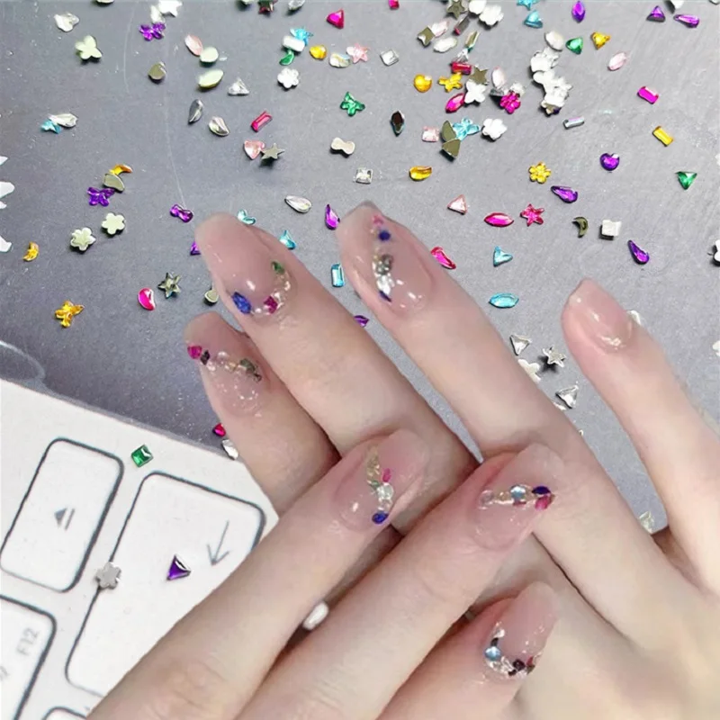 Mini Nail Art Strass Kristall Acryl Flachback-Diamanten Gemischte Formen Glitzer DIY Nagel Luxus Maniküre Zubehör