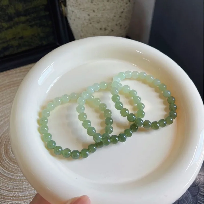 Hotan Sugar White Beads Are Round Smooth, Jade Is Warm Delicate, And Entire String Is Polishe
