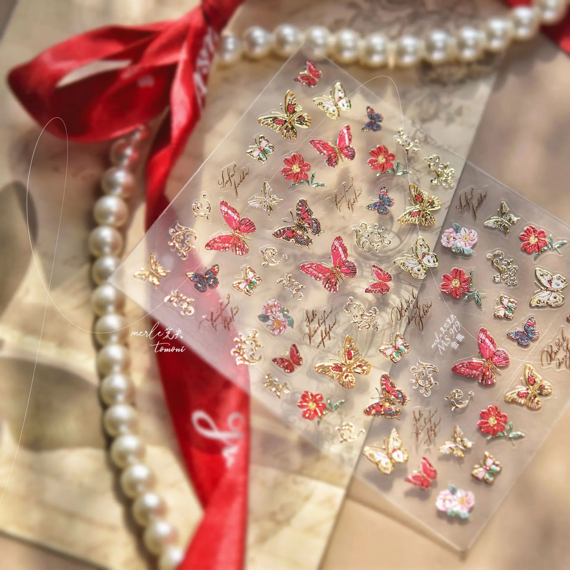 Luxe rood zwarte vlinder bloem pioen geborduurde veelbelovende wolken realistische gouden zelfklevende DIY manicure sticker decoratie