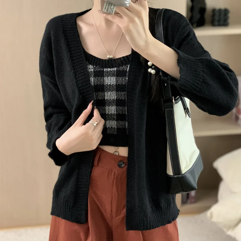 Gentle and Lazy Style Plaid Suspender Sweater Jacket Cardigan Women's Knitted Two-piece Set Korean Version Top Women