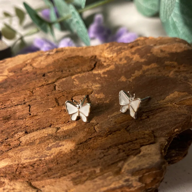 

Dropshipping Fashionable Dainty White Butterfly Stud Earrings Elegant Jewelry for Women