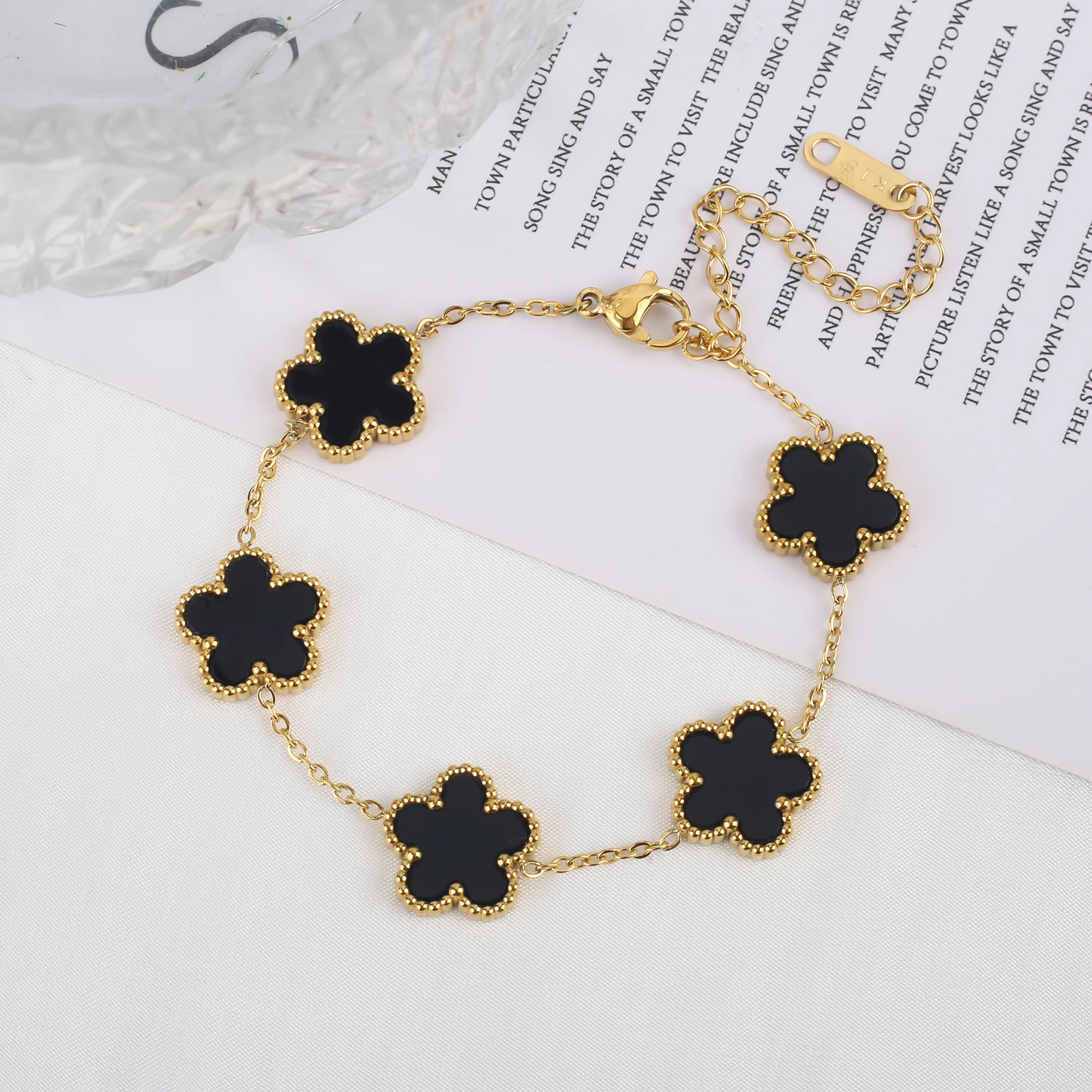 Clover Stainless Steel Bracelets For Women Five Leaf Flower Shell Fashion Jewelry Hot Selling High-Quality Birthday Party Gift