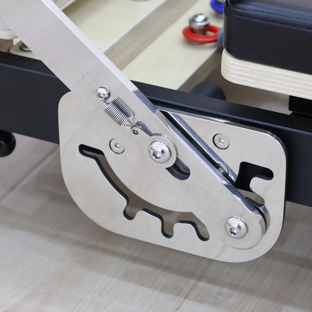 v*-High Density Space-saver Adjustable Legs  Aluminum Folding Pilates Reformer for Senior Fitness