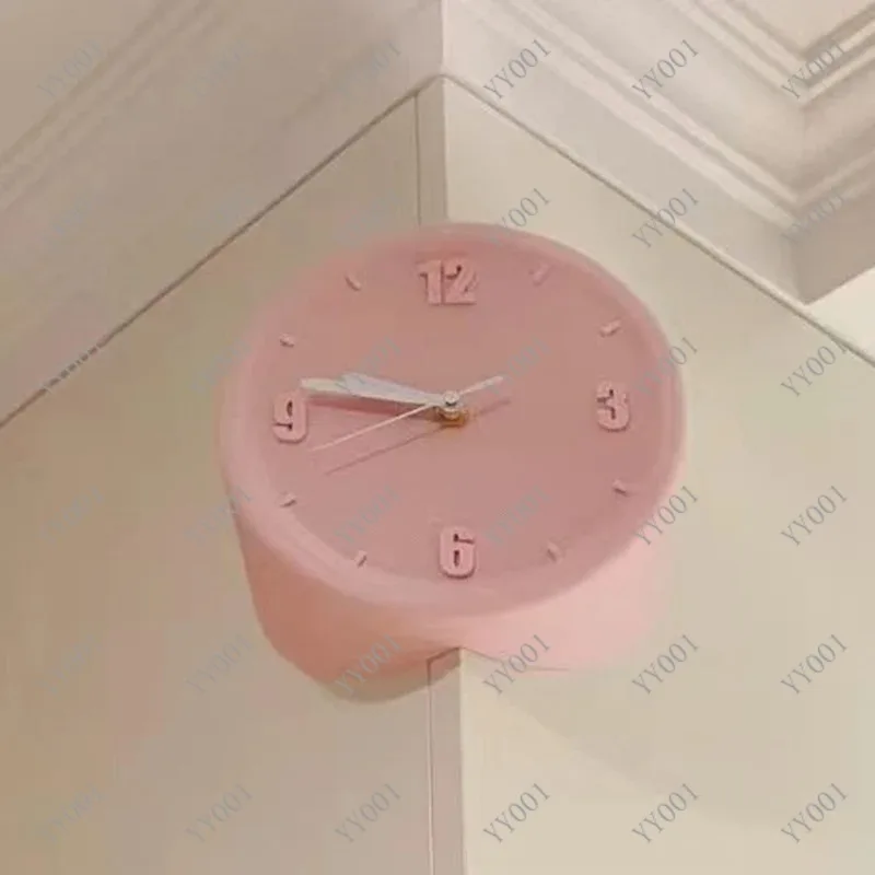 Modern Wall Clocks Nordic Simple Luxury Clocks Household Retro Silent Clock Elegant Aesthetic Design