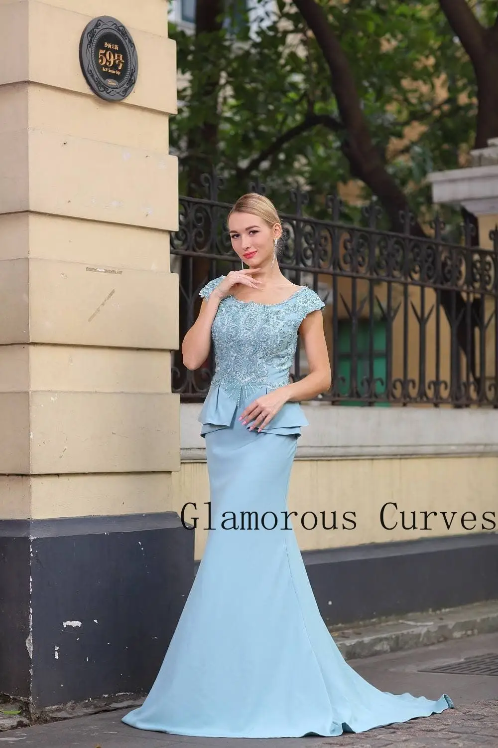 Customized Mermaid Mother of Bride Dress Lace Applique Beading Satin Off Shoulder Cap Sleeve Ruffle Peplum Top Formal Party Gown