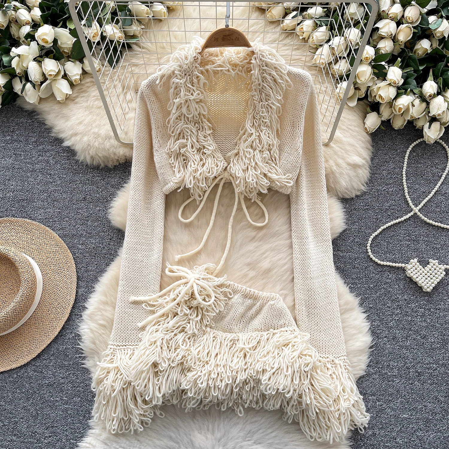 

Lady Hot Sweet Bandage Suit Knit Tassel Trim Cuff Design Female Winter Top Skirt Set Sexi Vintage Y2K Ins Chic Night Club Outfit