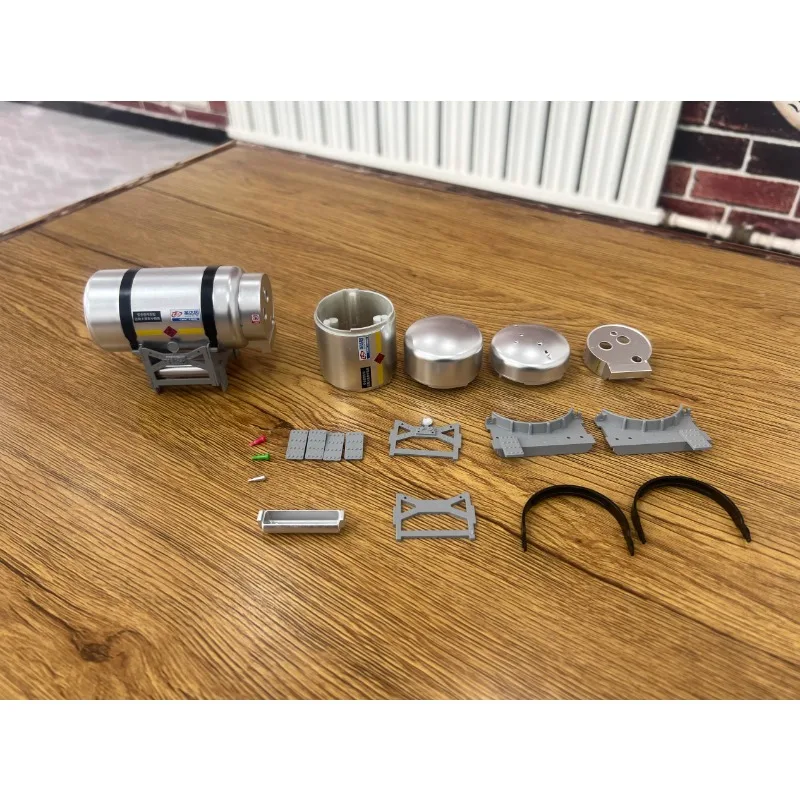 Doppio serbatoio in plastica per gas naturale per modello di emulazione 1/24 rimorchio camion trattore aggiornamento accessori decorativi attraverso la modifica