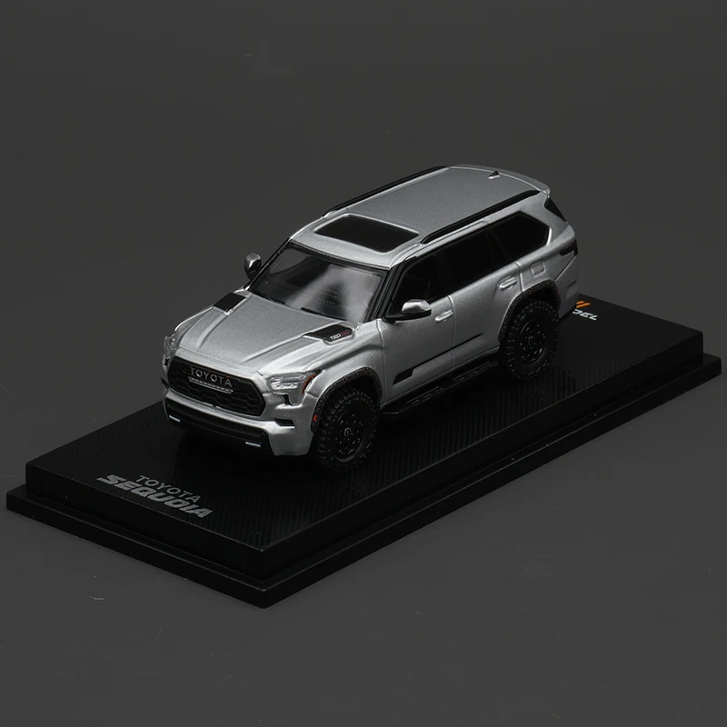 

CM в наличии 1:64 Toyota Sequoia XK80 TRD Pro серебристо-серый литой под давлением диорама модель автомобиля коллекция игрушек