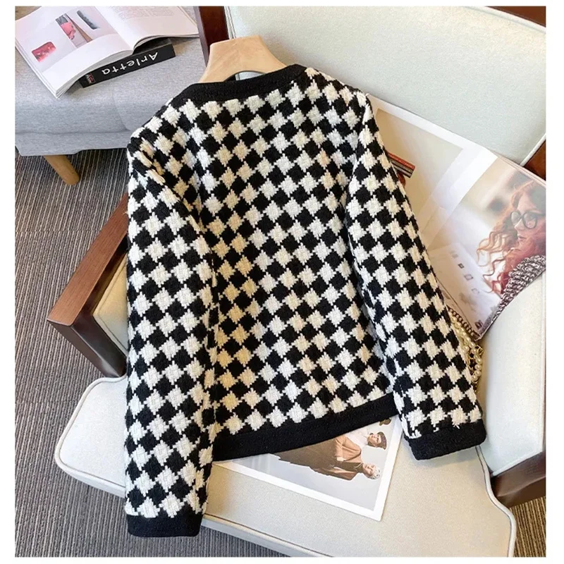 Plaid Long Sleeve Fashion Woolen Coat 2024 New Women Autumn Winter Loose Temperament Round Neck Short Wool Outerwear Female Tops