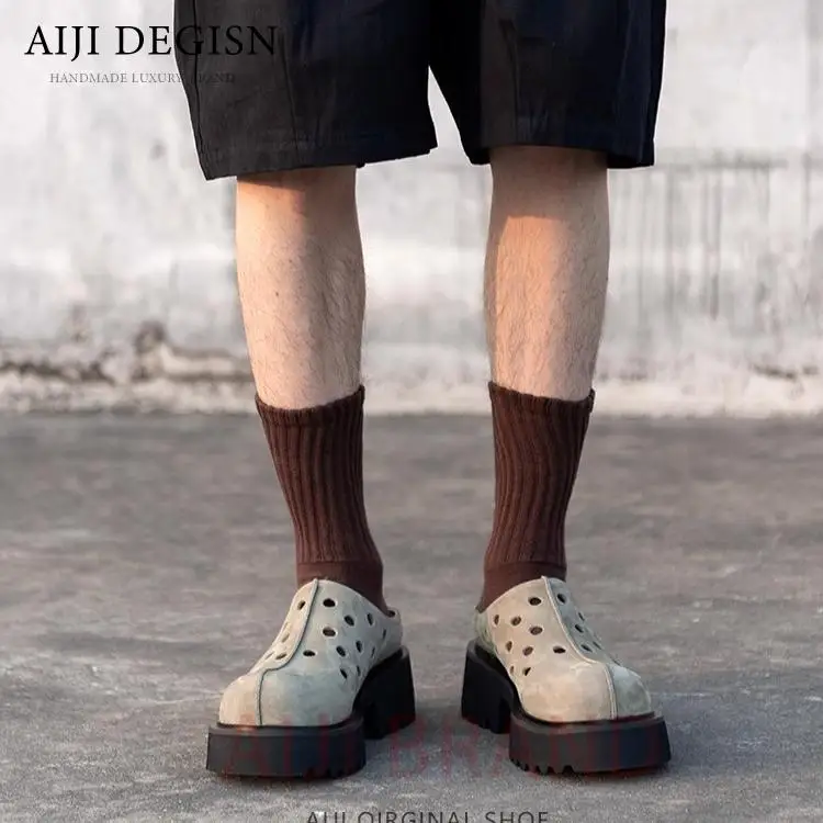 Men's Leather Breathable Summer Slippers - usage example