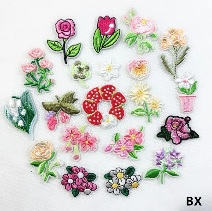 New Arrival 10 Pcs Medium Small Size Flowers Embroidered Patch Iron On Clothing Bag Motif Applique Embroidery Accessory DIY