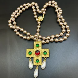 New Designer Models Retro French Noble Luxury Elegant Exquisite Medieval Style Gold-plated Women's Party Necklace Jewelry