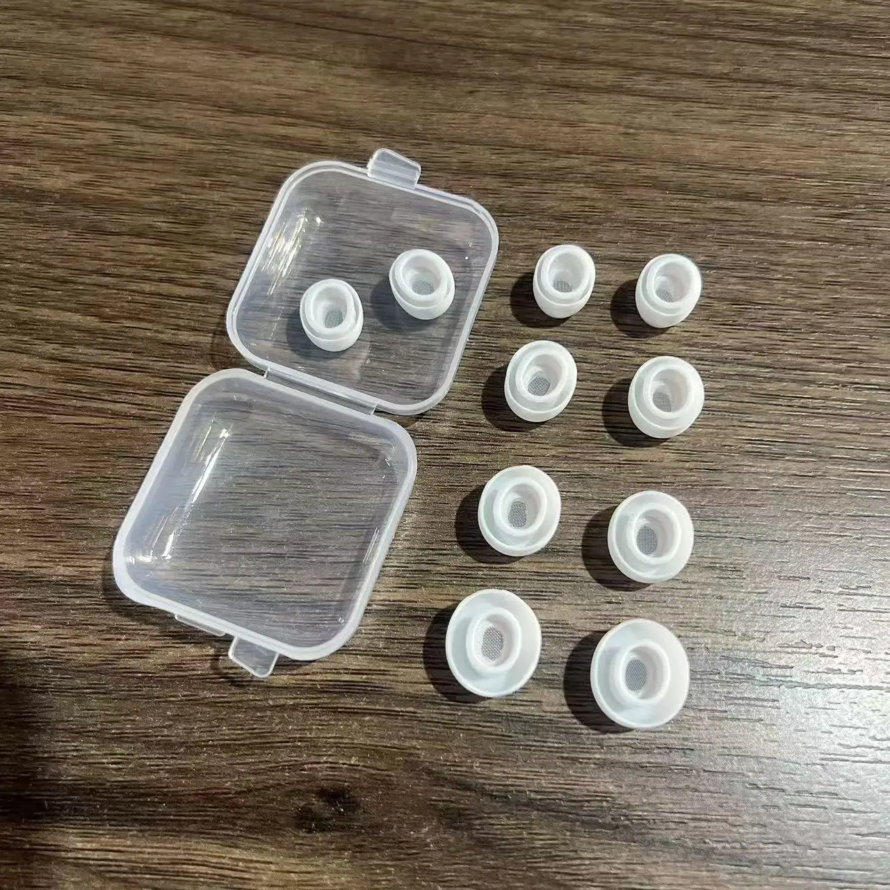 أطراف أذن بديلة من السيليكون لأجهزة AirPods Pro 3، أطراف مريحة وآمنة مناسبة لسماعات الأذن، زوج واحد من الأذن المقاومة للانزلاق والعرق