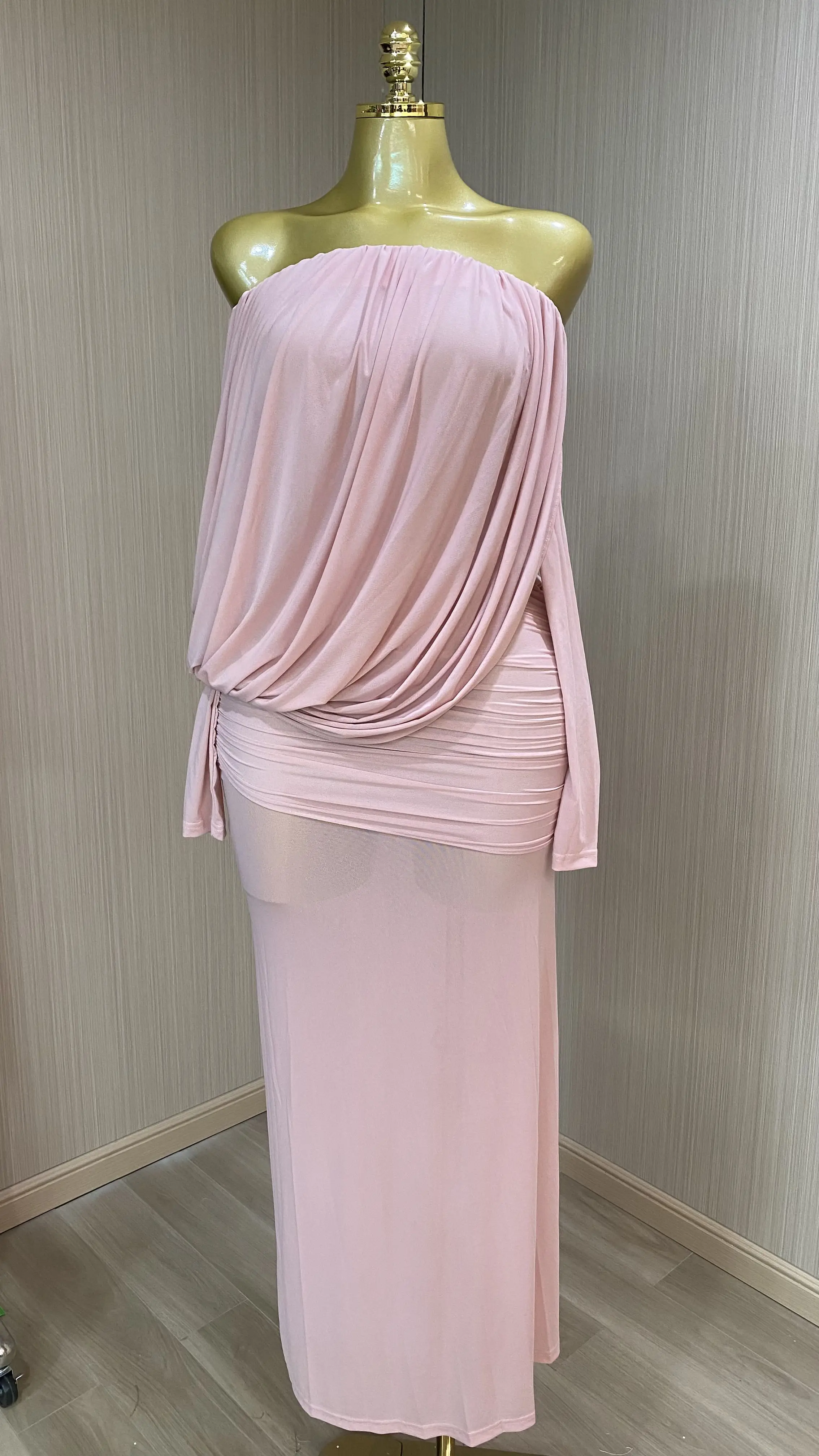 

New off-shoulder elegant mesh pleated dress, bridesmaid dress, casual yet formal long evening gown-GZXX770