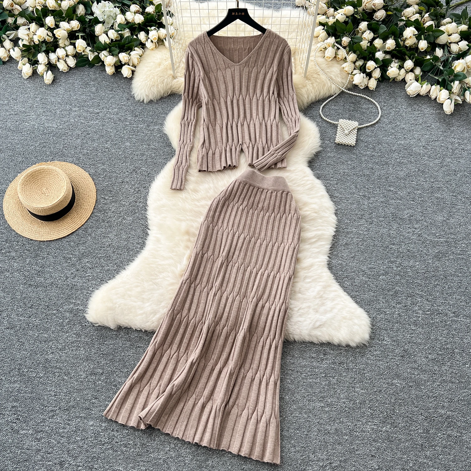 Chic Knitted Women Two-Piece Sets Basics V-neck Split Top and High Waist Skirt French Office High Street Autumn Winter Clothing