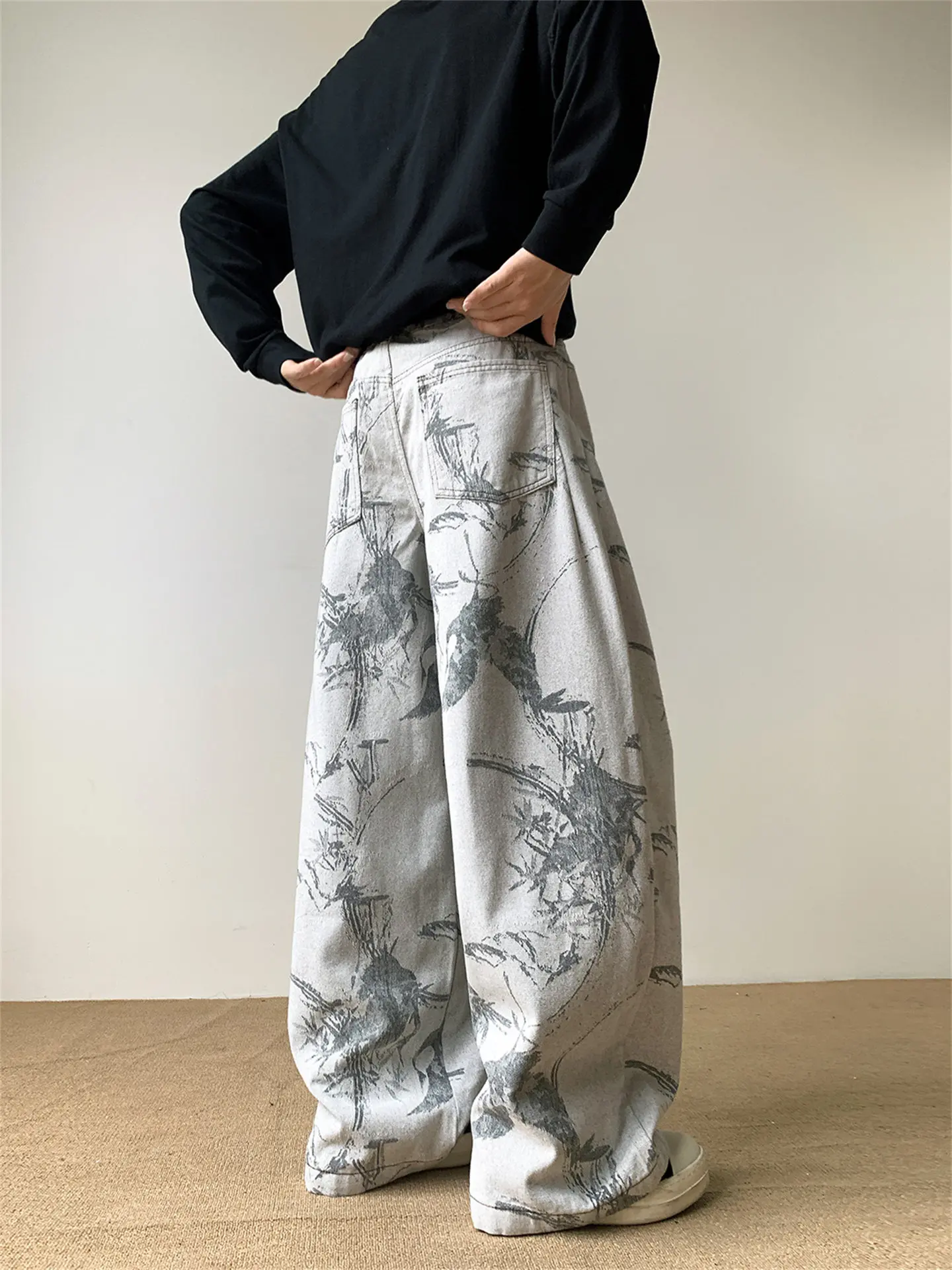 Women's Grey Baggy Jacquard Jeans Grunge Hiphop Oversize Jean Pants Vintage Harajuku Denim Pants Alternative Clothes Autumn 2026 view 4