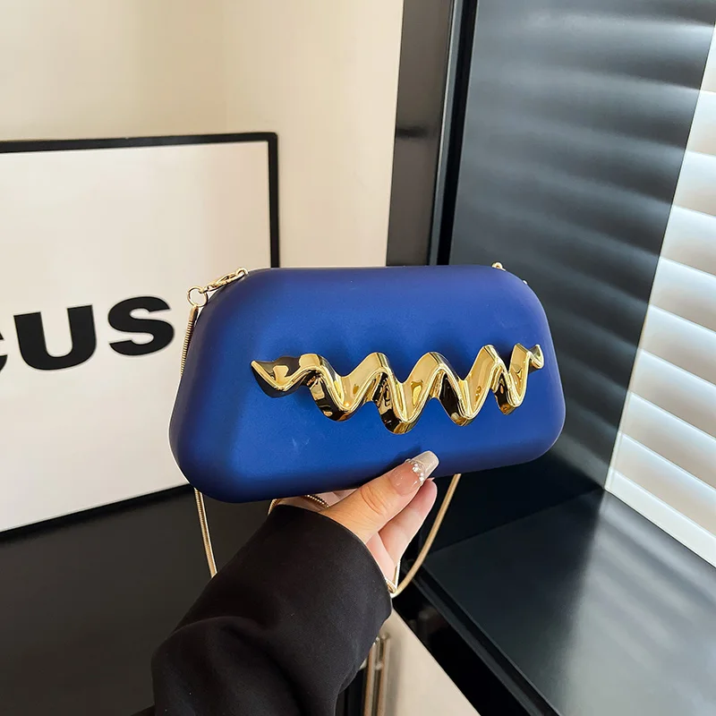 

2025 New Acrylic European and American Trendy Evening Bag Personalized Metal Wrist Bag Women's Shoulder Crossbody Clutch Bag
