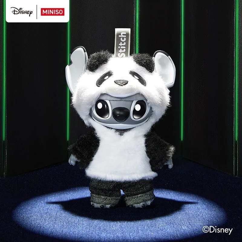 Miniso Disney Stitch Limited Edition Genz Street Series Panda Vinyl Stitch Plüschpuppe Taschenanhänger Ornament Geburtstag Kindergeschenke