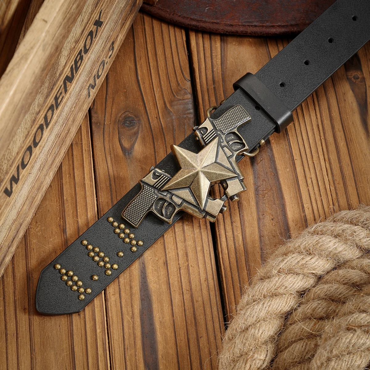 Ein PU-Gürtel im Western-Stil, geeignet für Männer und Frauen, im Bohemian-Stil und Retro-Look, perfekt für alltägliche Freizeitausflüge. – Detail 14
