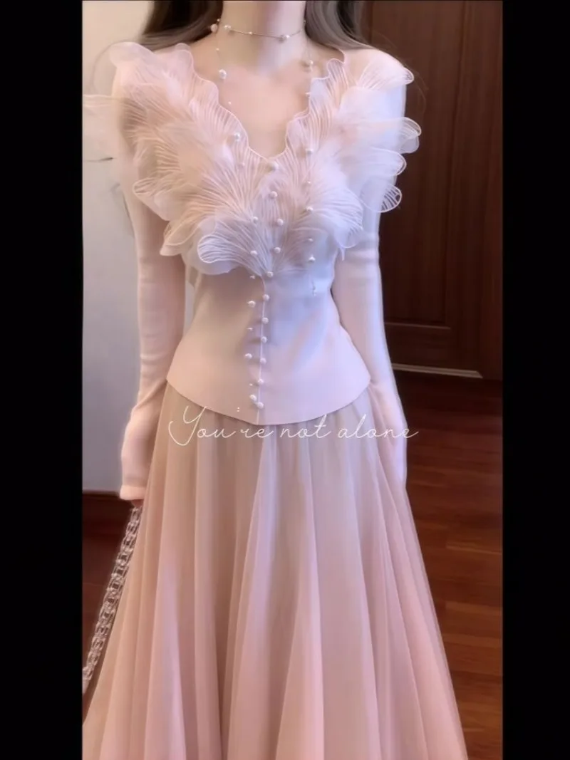 

Новый модный дизайн Sense, женский комплект из двух предметов, осенний элитный тонкий лоскутный вязаный свитер с лепестками и v-образным вырезом + костюм с юбкой трапециевидной формы