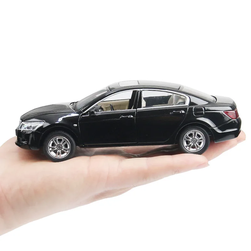 1:32 Honda Accord Toy Vehicle Car Diecast Model Pull Back Doors Open Sound Light Educational Collection Gift for Kid F497