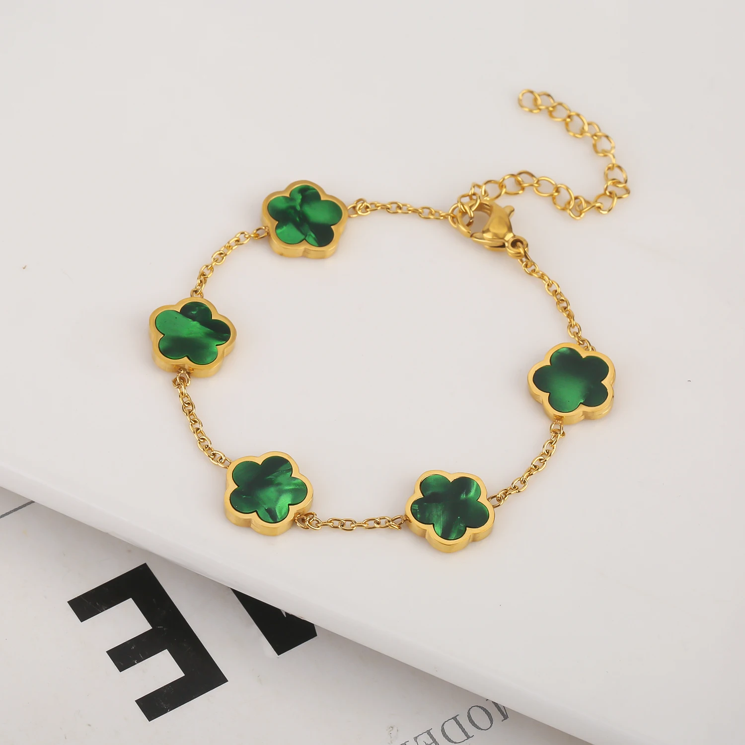 Minimalist Plant Live Leaf Pendant Necklace Earrings Set