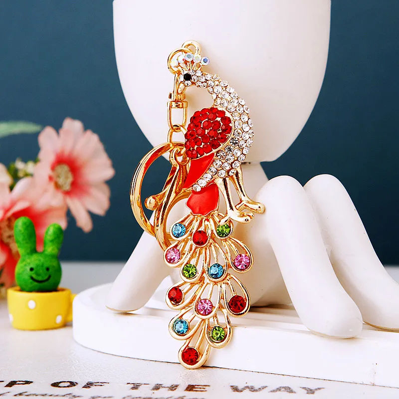 Diamond Peacock Car Keychain Metal Women\'s Bag Pendant Keychain Ring Creative Colorful Pendant Business Gift