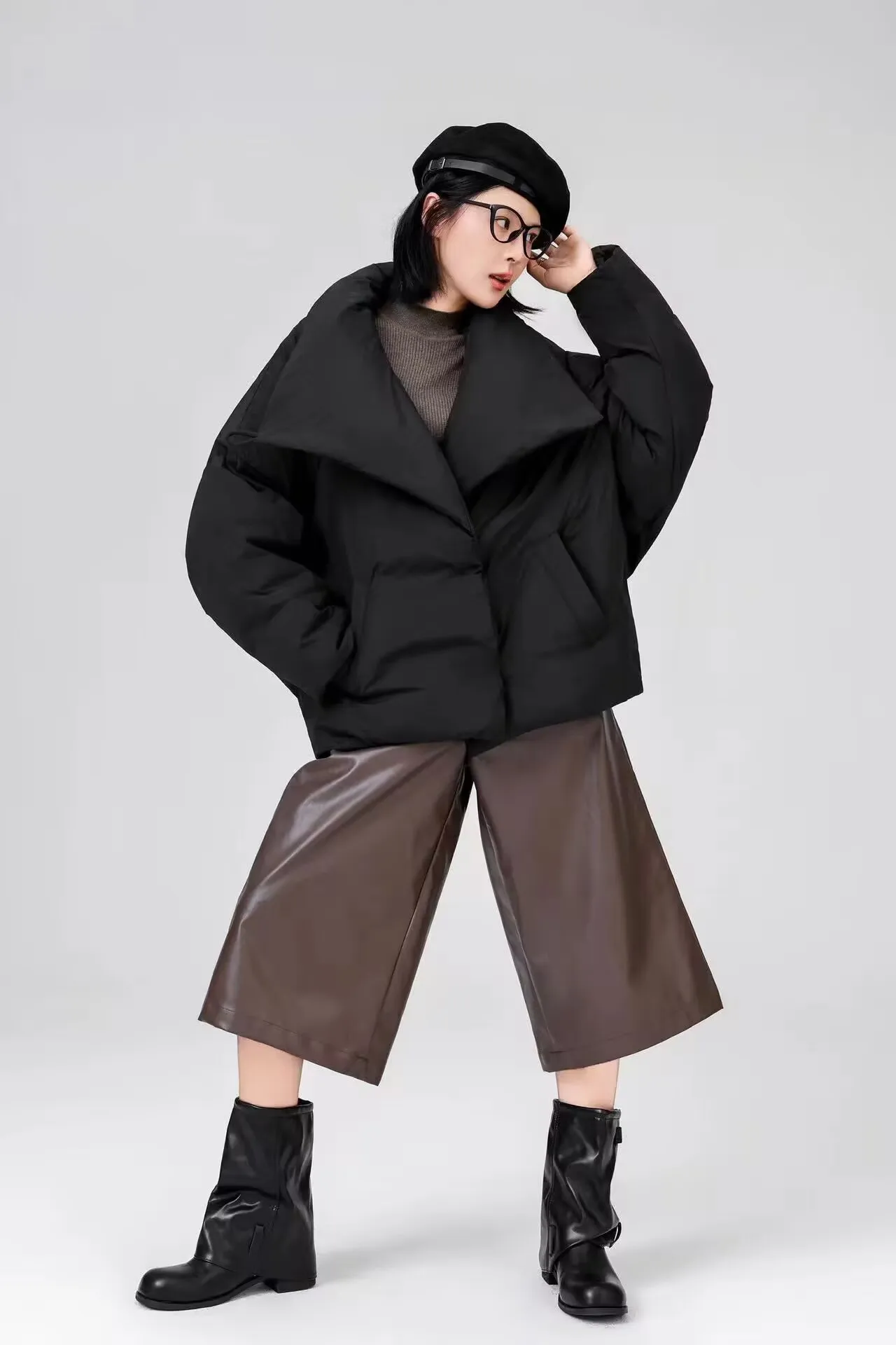 Piumino retrò taglie forti Piumino corto invernale Nuovo piumino d'anatra bianco 90 Giacca trapuntata calda allentata per donna