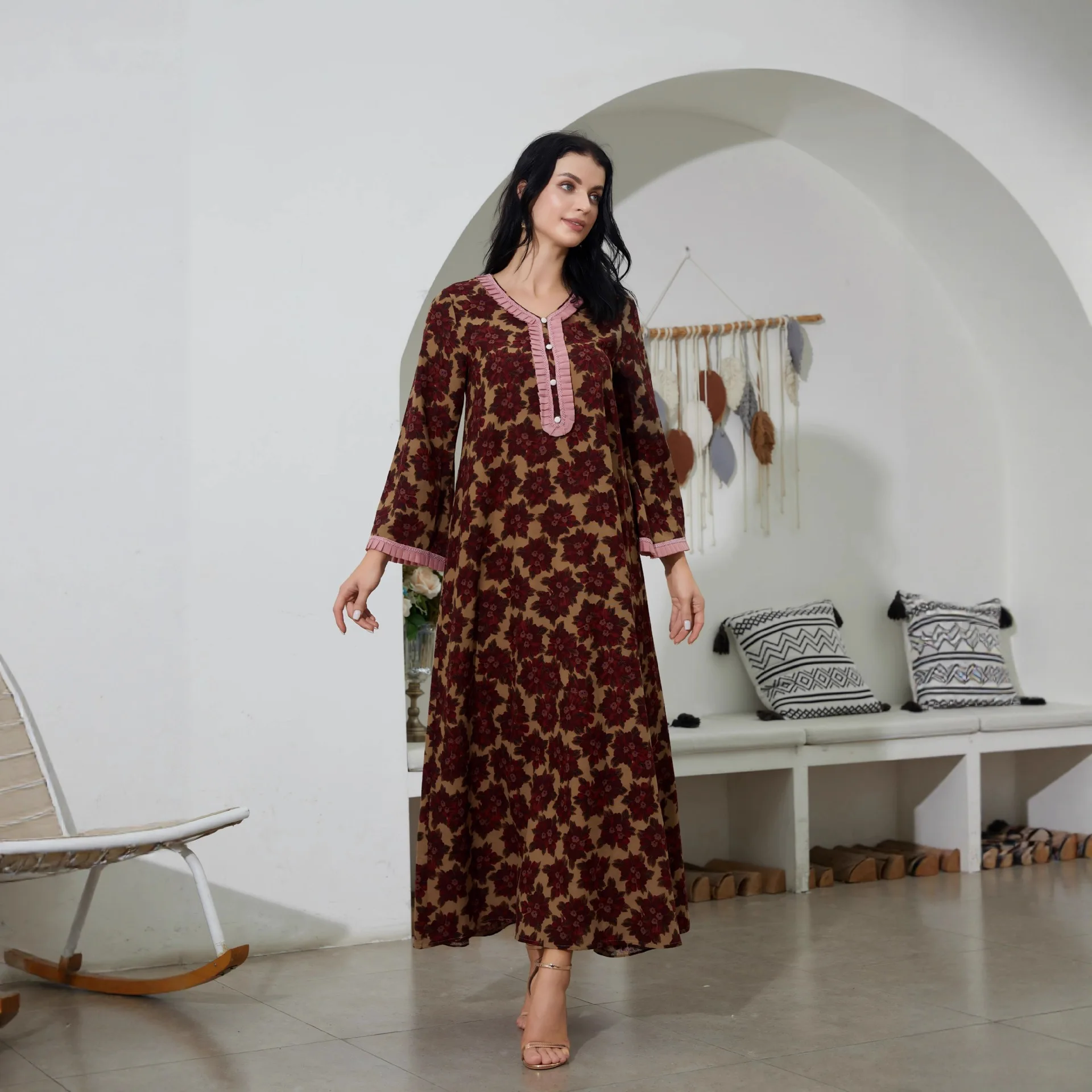 Autumn New Muslim Fashion Abaya Elegant Middle East New Style Printed Muslim Women's Fashion Dress Arabic Dubai Long Gown