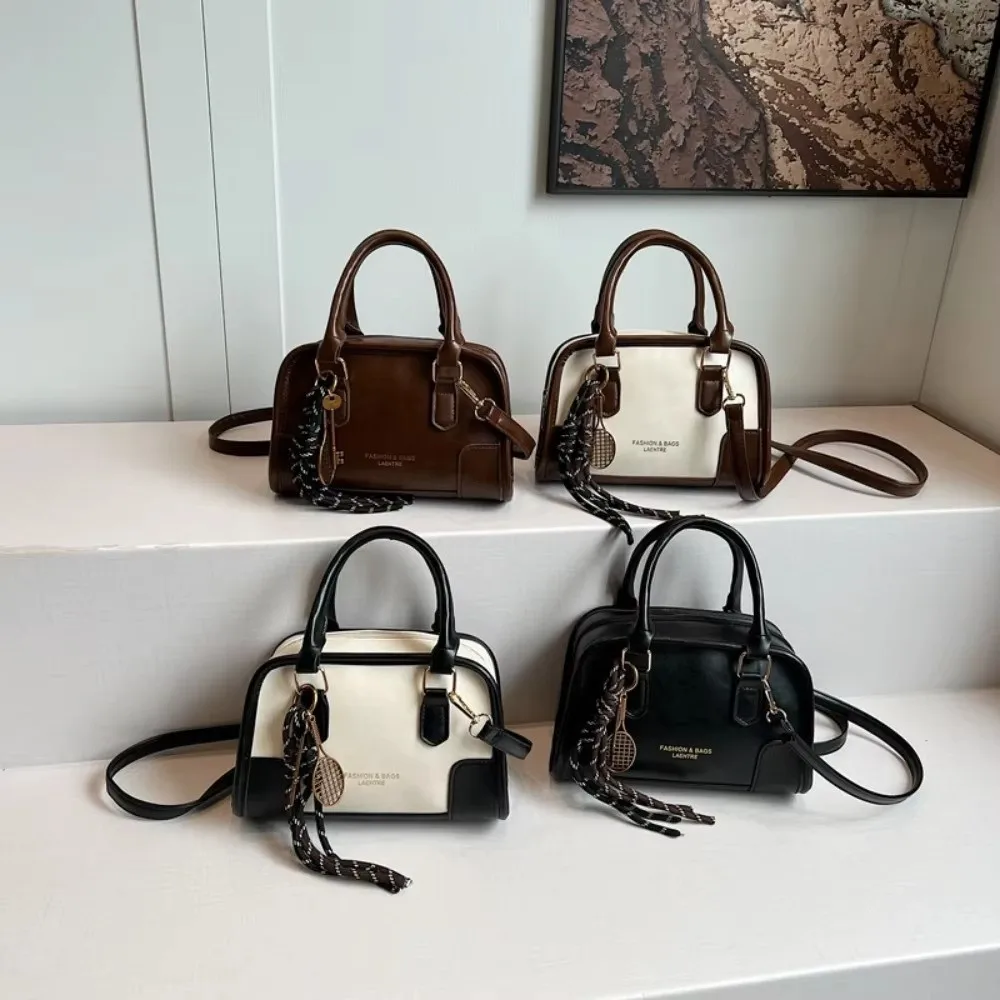 Niedliche Retro Mini Boston Tasche aus PU-Leder, quadratische Form, kleine quadratische Tasche mit Schultergurt, lässige modische Umhängetasche für Damen – Detail 10