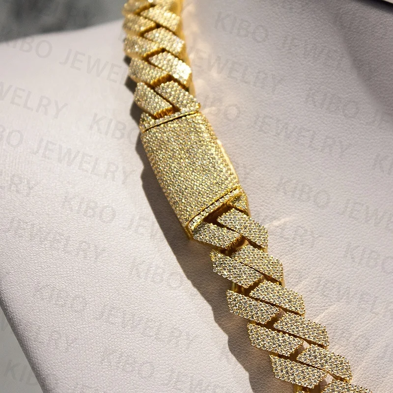 4 Rows Hip Hop Prong Setting Cuban Link Chain VVS Moissanite Diamond Necklace