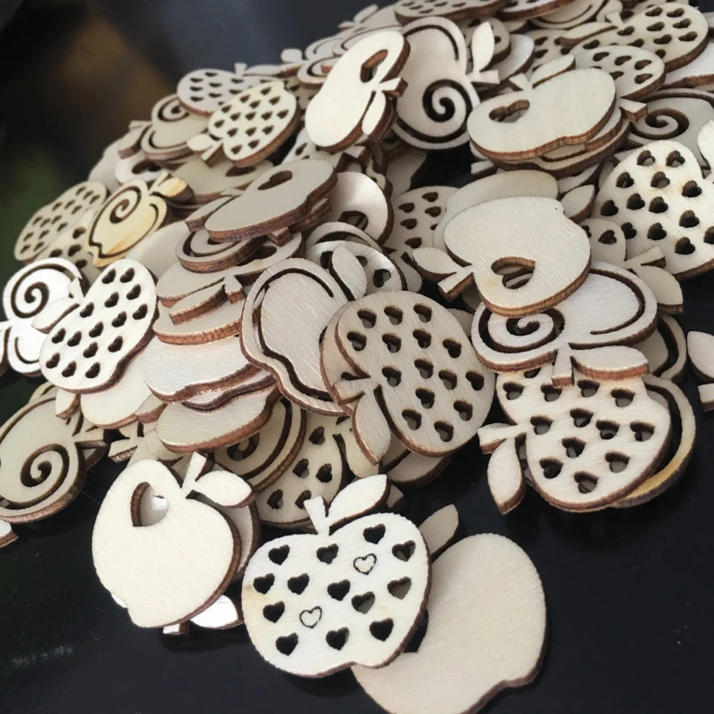 100 Uds decoración de manzana diseño hueco Chip de dibujos animados DIY rebanadas artesanía Diy suministros de chips de madera accesorios de herramientas de costura