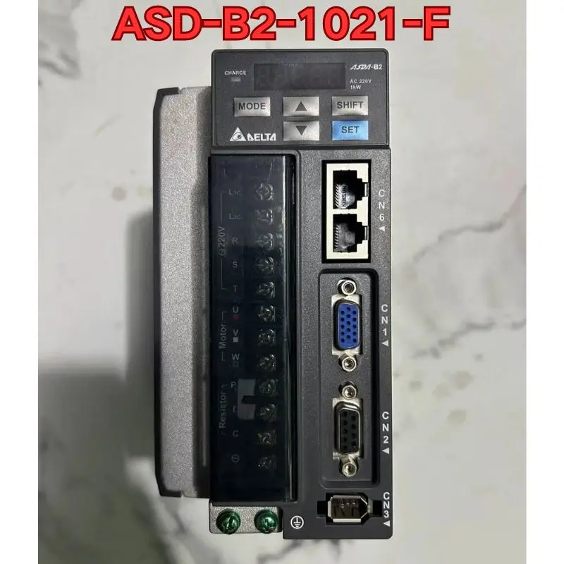 

Second-hand ASD-B2-1021-F servo drive in good working condition