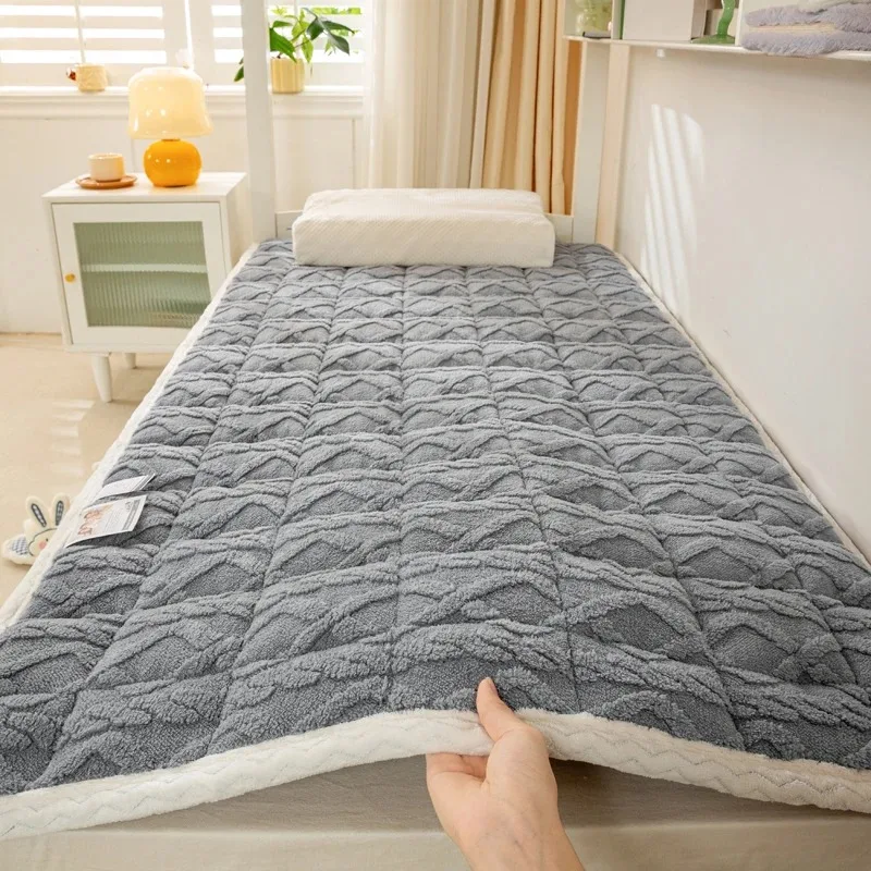 Winter Soft Mattress Toppers Student Dormitory Lamb Velvet Bed Sheet Single Double Bedspread Thin Tatami Mat Pad Bed Linens