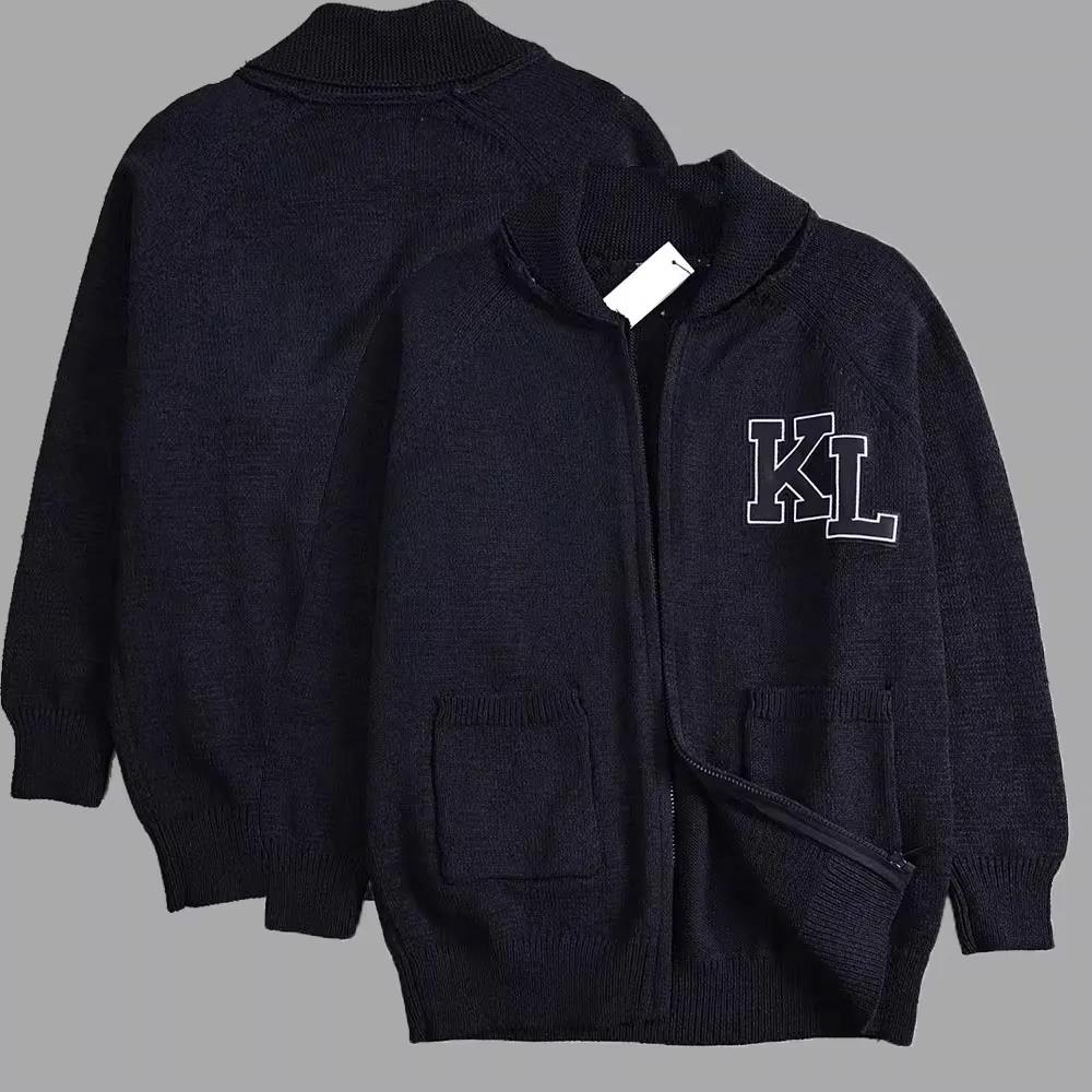 

American Sle Men's Knitted Sweater with Chest Lettering Long Sve Hooded Open Cardigan Coat Warmth And Sle for Autumn A...