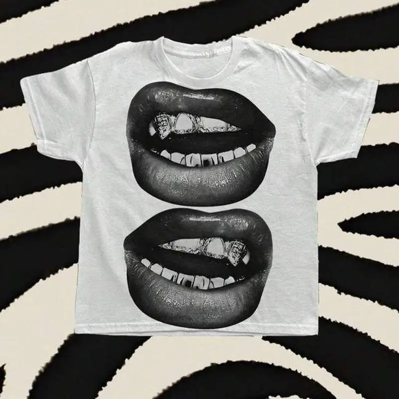 2026 Sommer Oversized T-Shirt Atmungsaktive Baumwollmischung Edgy Lips Grillz Grafik-Print Unisex Lässige Streetwear Kurzarm-Tee
